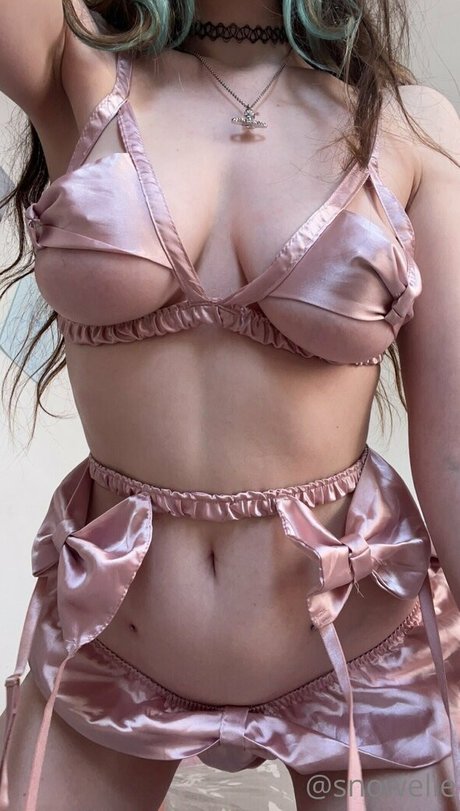 snowelle pornstar high quality img