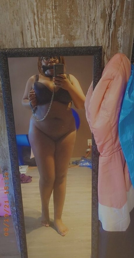 revolverthotcelot nude model pictures