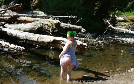 UnicornButtStuff naked actress gallery