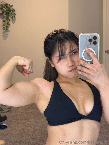 LiaSamurai nude pornstar gallery