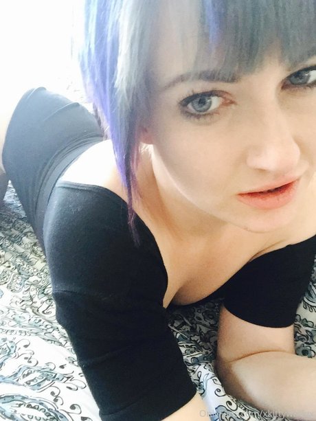 xkittywaifux erotic model photos