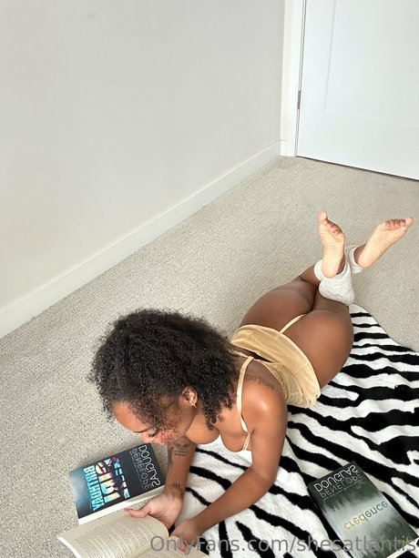 Atlantis star nudes photo