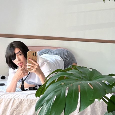 Juju Voulezj hd pornstar image