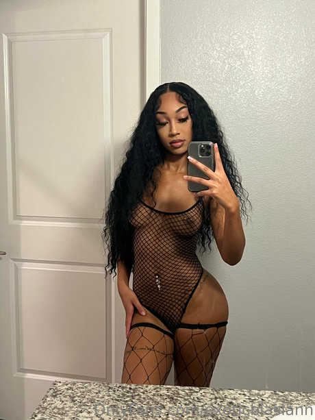 Exoticblasiann_ star erotic pics