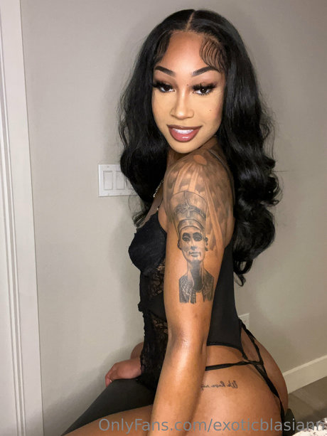 Exoticblasiann_ model nude images