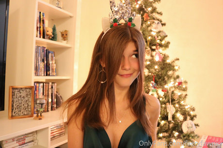 Faery fawn pretty pornstar pics