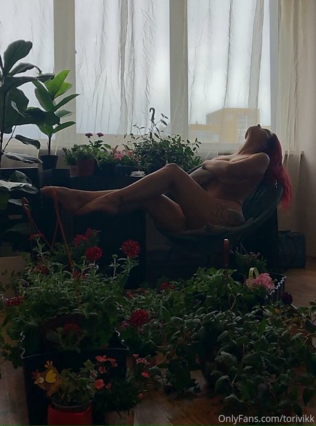 Tori Vikk pornstar naked gallery