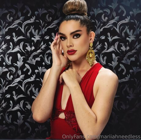 Mariiahneedless top actress img