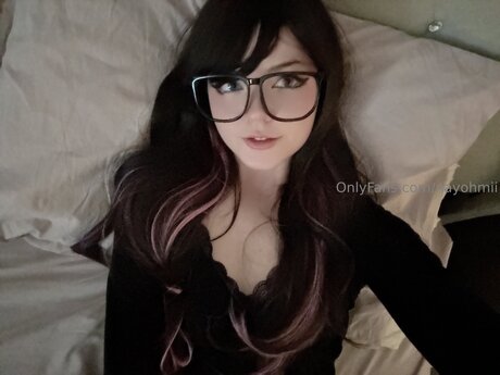 Nayohmii star pornographic images