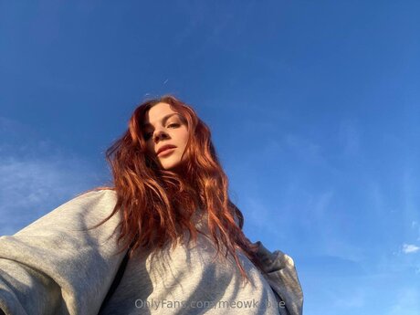 Meowk Bae art model image