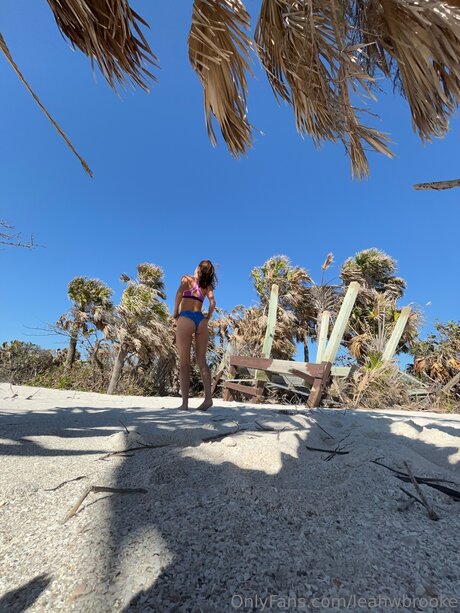 Leahwbrooke high quality actress photos