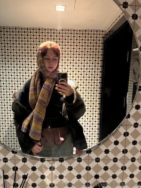 Emmadcomedy star sexy galleries