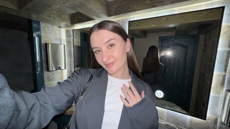 Ebonyshani star xxx archive