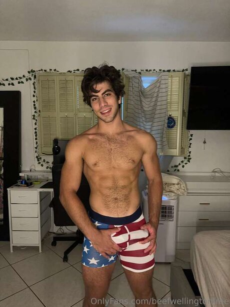 Beefwellingtonfree nudes model img