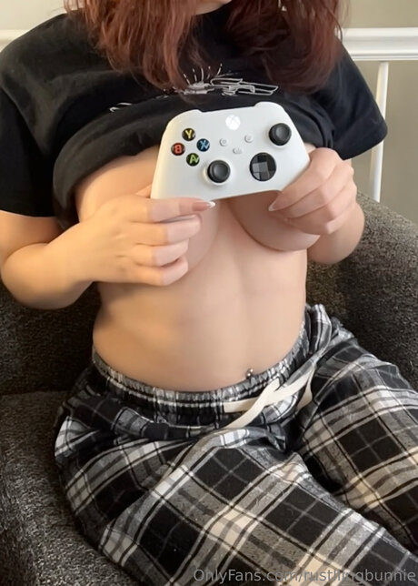 Rustllingbunnie pretty model pics