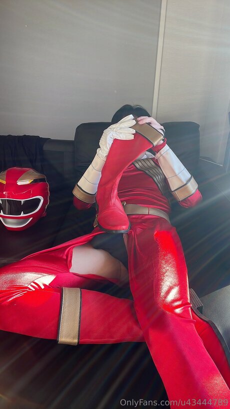 U43444789 adult model pics