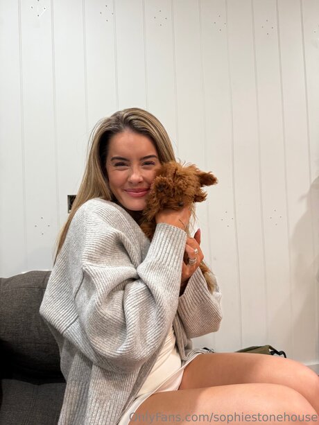 Sophiestonehouse pornographic model pictures