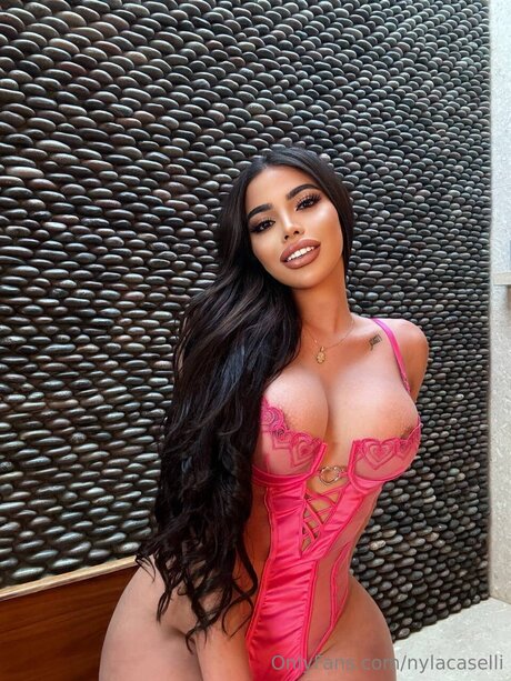 Nylajade model pretty images