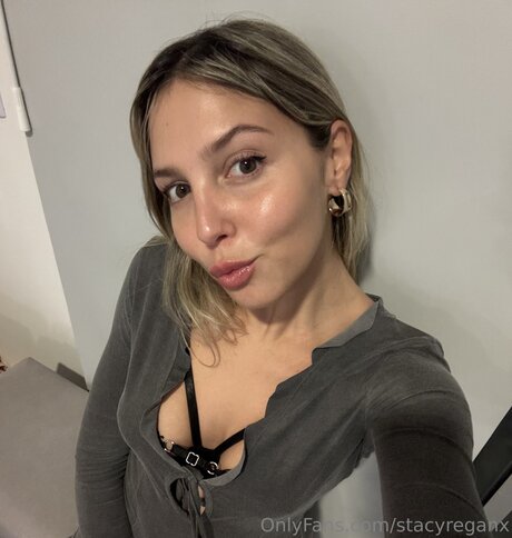 Stacyreganx free actress pictures