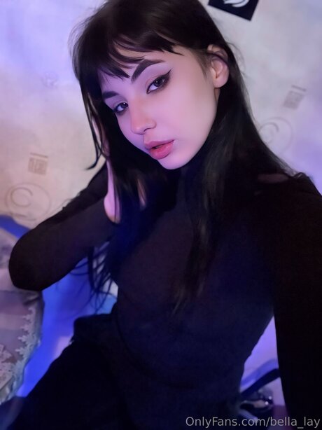 Bella Lay nude actress pic