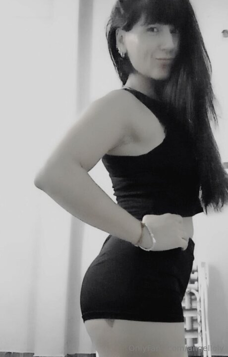 Angelloly exclusive model galleries