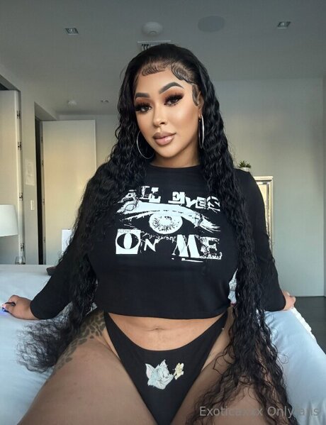 Exoticaxxx beautiful model pics