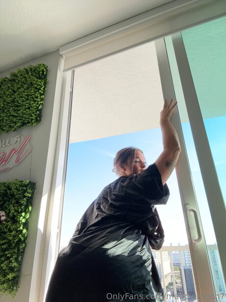 Maddiemoon7 model hot pics