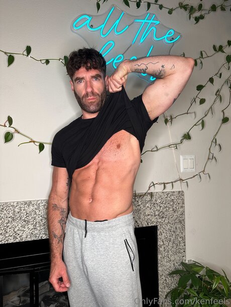 Kenfeels star art archive