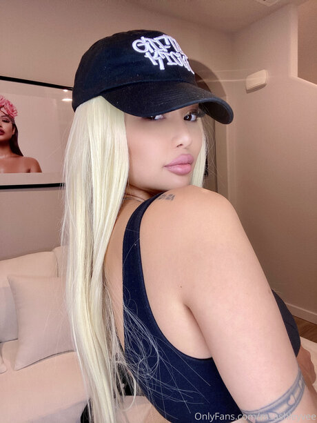 Travee exclusive star galleries