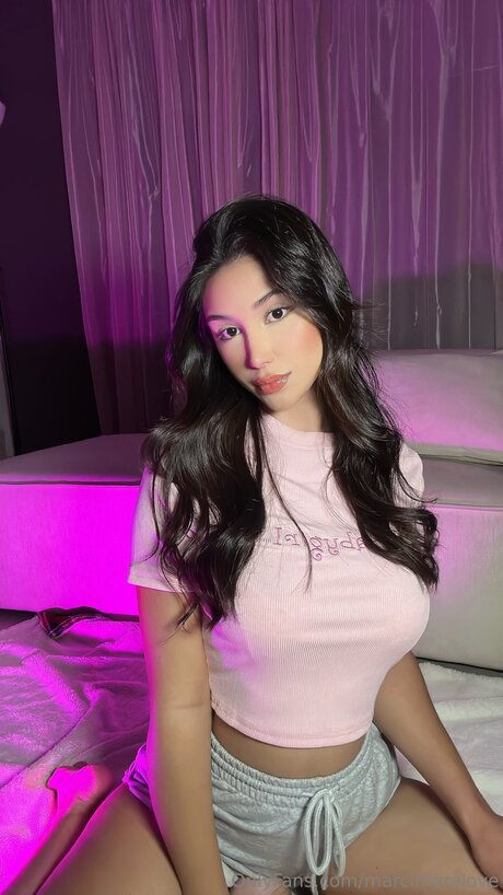 Marcimoral model pretty picture