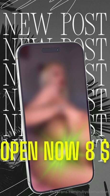 Rubydiamantee sexy star photos