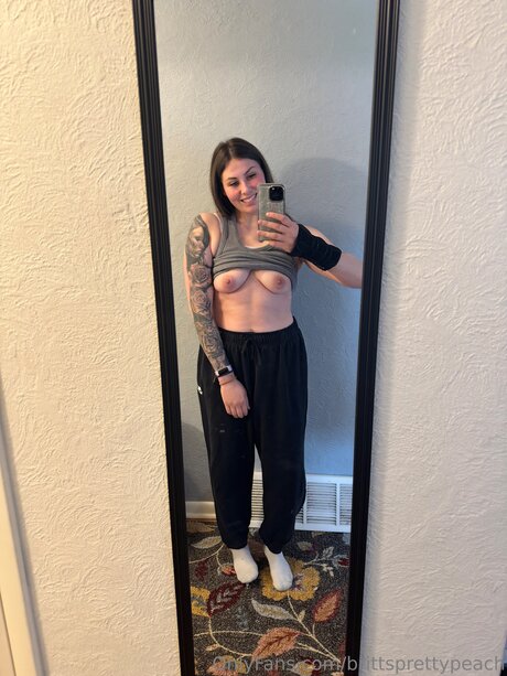 Brittsprettypeach hot pornstar img