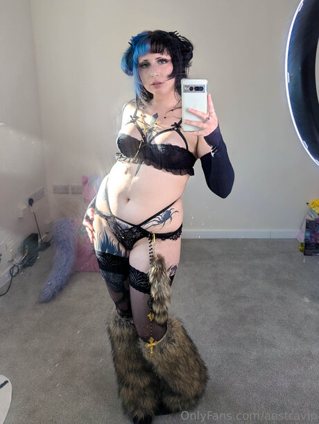 Aestravip top actress photos