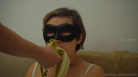 Alice2242 star sex img