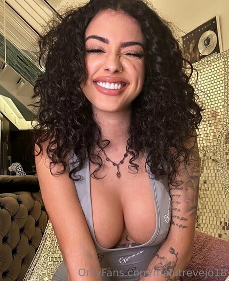 Malutrevejo18 model erotic pic
