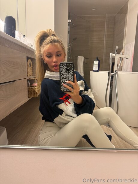 Breckie pornstar high quality images