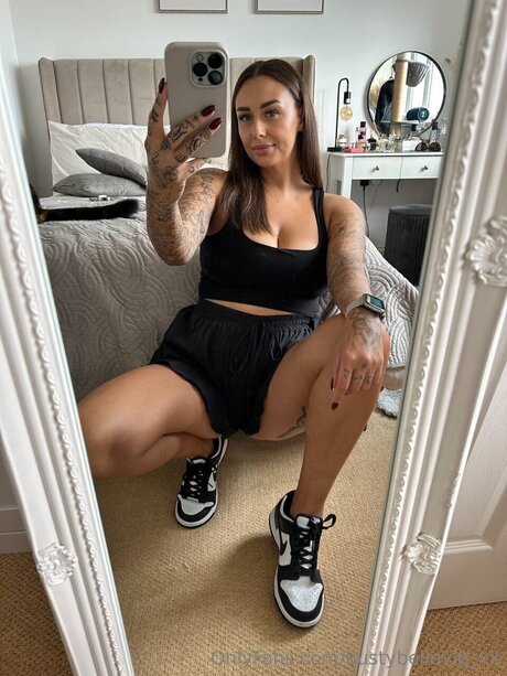 Bustybellevip Xx sex star galleries