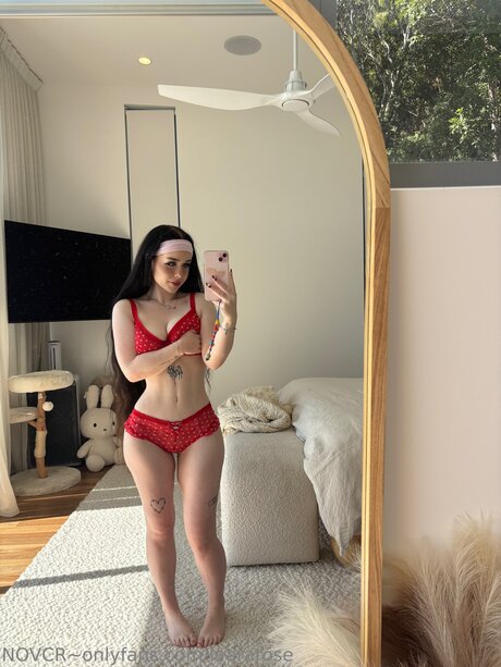 Laararose pretty star images