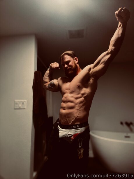 U437263915 best model pics