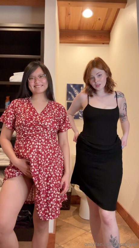 Candynxtdoor pornstar exclusive photos