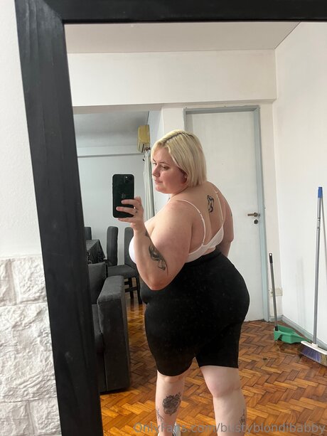 Bustyblondibabby hd model photos