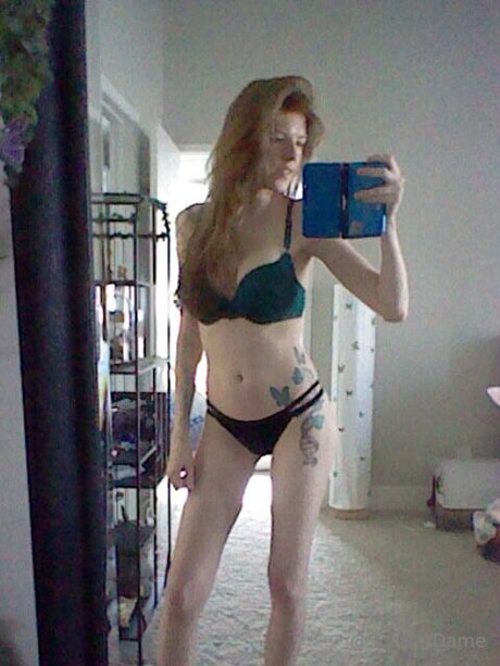 Scarletdame pornstar sex pic