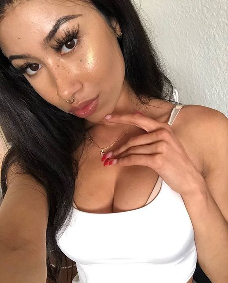 Babyx Angelkittyy pornstar nude picture