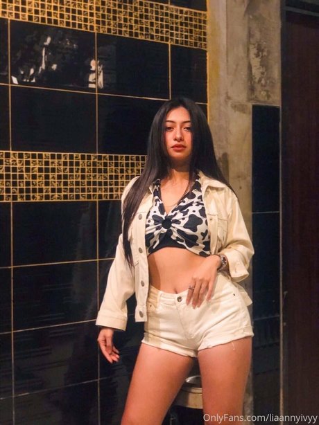 Lia Ivy free pornstar pictures