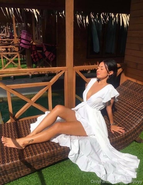 Lia Ivy hd actress gallery