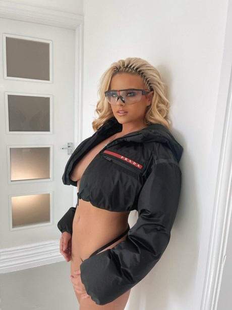 _Barbi art pornstar gallery