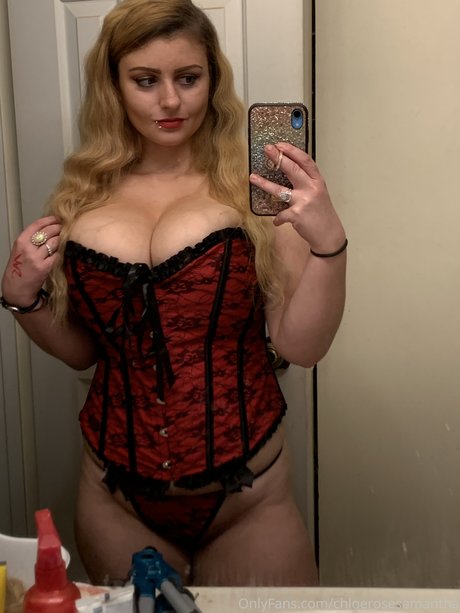 Chloe Rose_ naked actress galleries