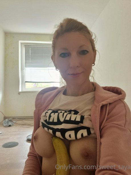 Sweet taya star beautiful pic