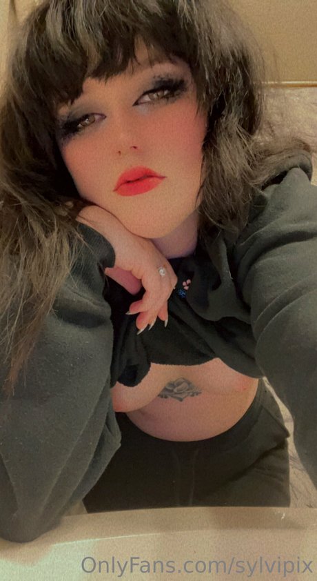 Sylvipix Young Goth Milf nudes pornstar pictures