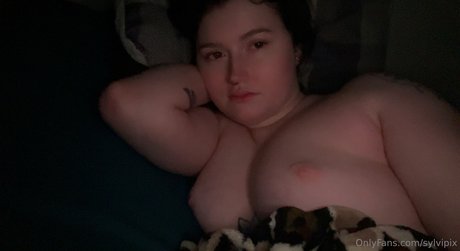 Sylvipix Young Goth Milf pornographic model pictures